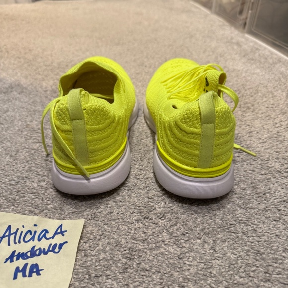 APL Techloom Sneakers HTF Color (size 7.5 women's) - Picture 4 of 7